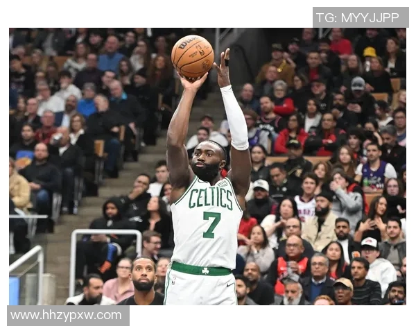 杰伦布朗的成长之路：从新秀到NBA明星的蜕变与挑战